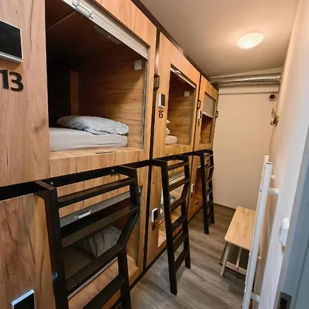 Hostel Capsule Erbenova *