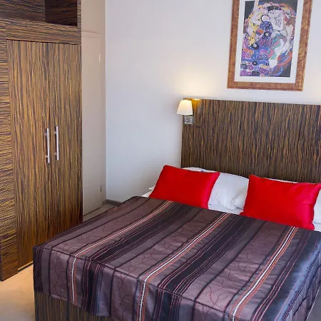 Ea Crystal Palace 4* Prague