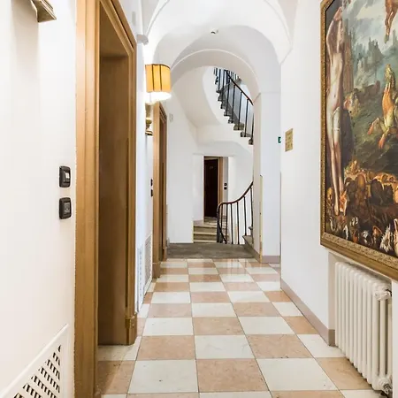 Charles Bridge Palace 4* פראג
