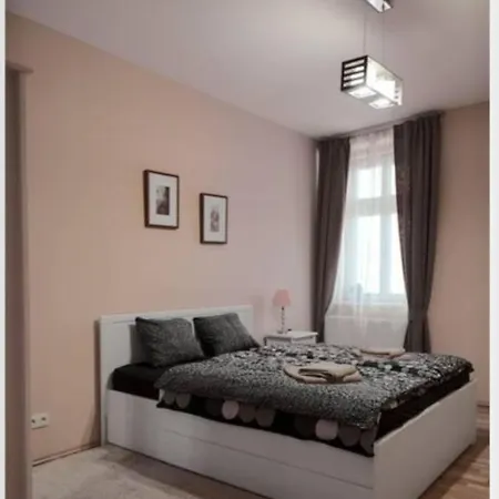 Apartment Vltavska A Prague
