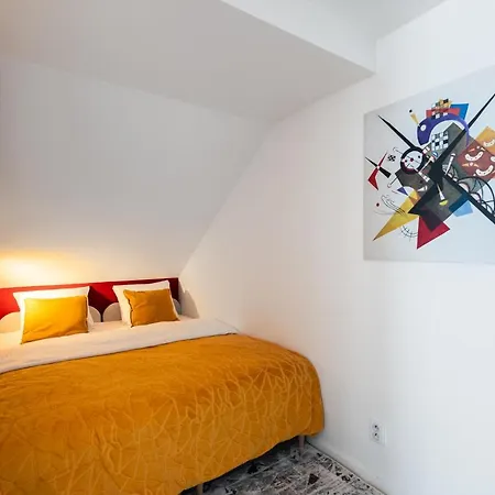 Duplex In On Mala Stepanska Apartment