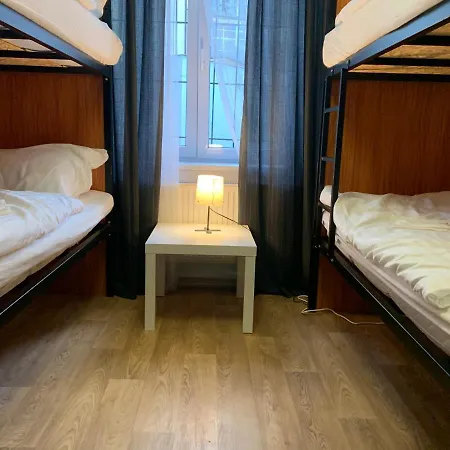 Hostel Helen U Namesti Miru *