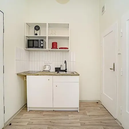 Modern, Bright In A Great Location * Prague