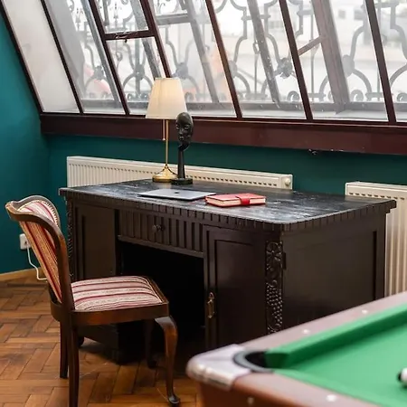 Chateau Charme - Centre Apartment Prague