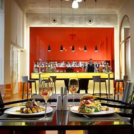 K+k Hotel 4*