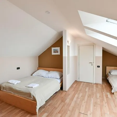 3bdr Penthouse With Terrace&ac Prague