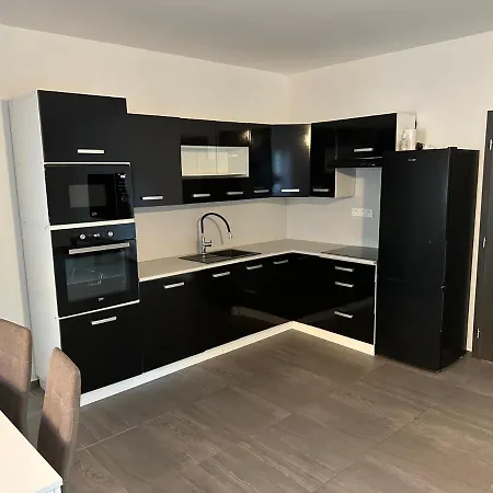 73m2 Klid Priroda Parking Free Apartmán *