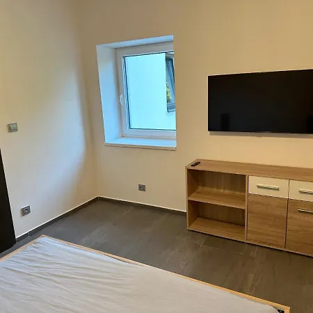 73m2 Klid Priroda Parking Free Apartment *