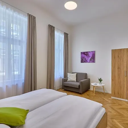 Downtown Rubesova Aparthotel Prague