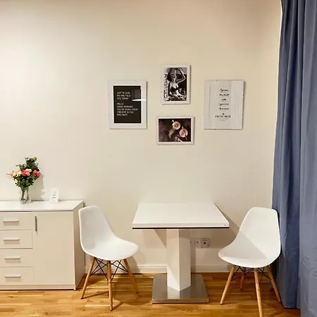 New Chain Florenc Apartament