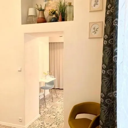 Gallys Lounge Apartment *