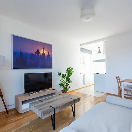Apartment Sunny Safron