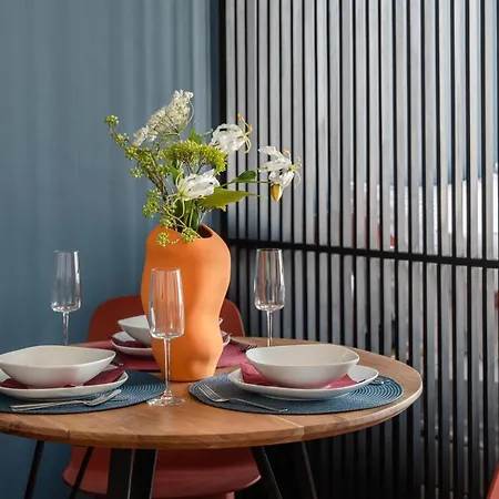 Urban Chic Residences Апартаменты