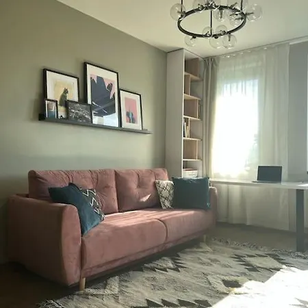 Apartment Luxury Pearl With Parking Place In Holesovice Prague
