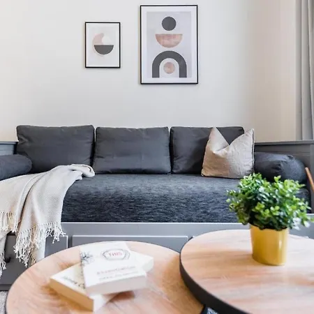 Nice Apartman In New Town Apartment *