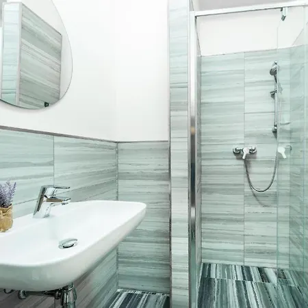 Nice Apartman In New Town Apartment