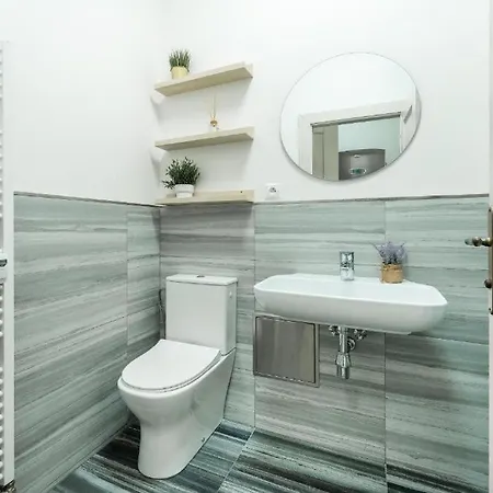 Nice Apartman In New Town * Prague