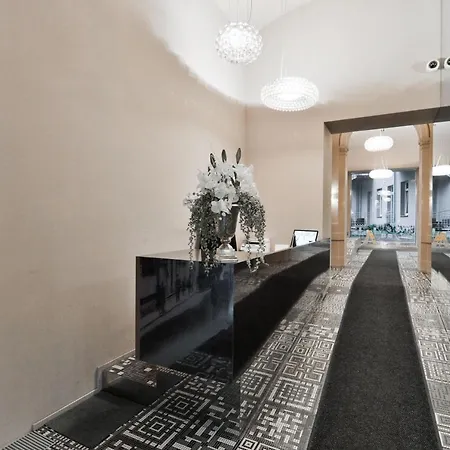 Apartment Stunning Designer With Terrace Prague