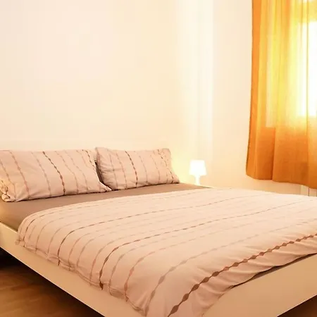 Centrally Located Gem In Apartment Prague