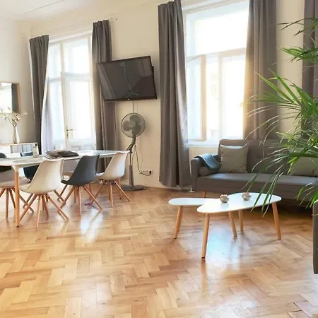 Vip Center Apartment *