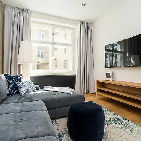 Apartment Charming In Famous Area