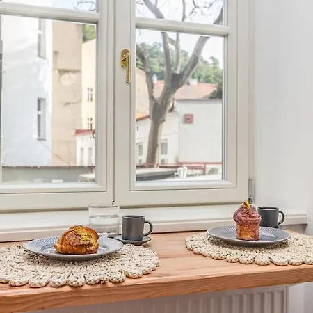 Cozy Quiet New In Karlin Square Apartment Prague