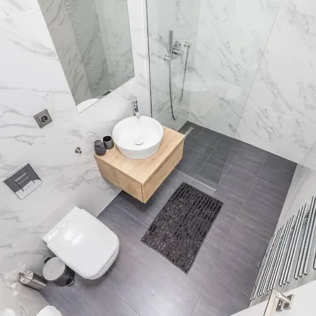 Cozy Quiet New In Karlin Square Apartment Prague