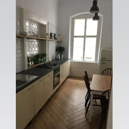 Apartment Stylish 5 Mins From The Charles Bridge *