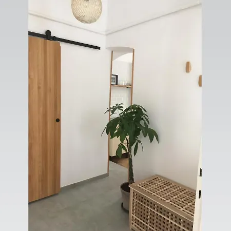 Stylish 5 Mins From The Charles Bridge *