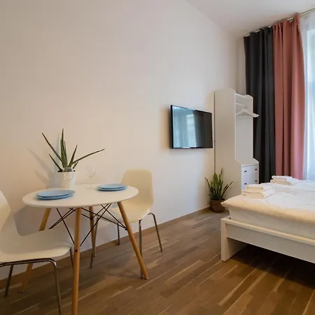 U Stundanky Apartment *