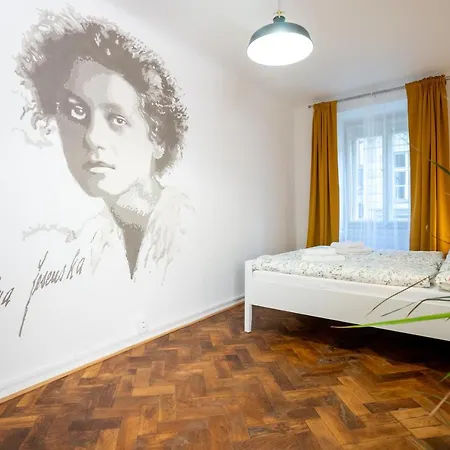 White Wolf House & * Praga
