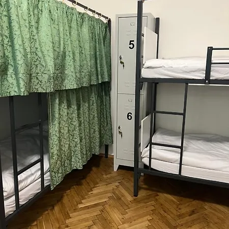 Do-re-mi Hostel