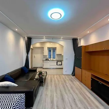 Modern Flat In Praha
