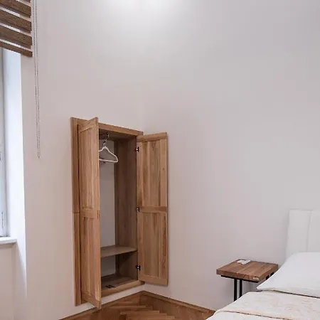 Διαμέρισμα Dlazdena Πράγα