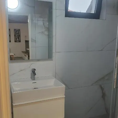 Apartment Vu's