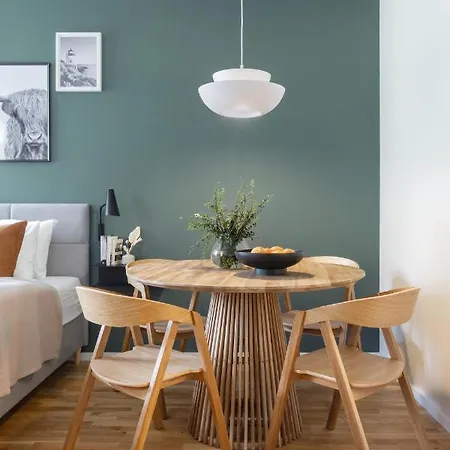 Turnkey I Republic Square Apartment