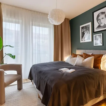 Apartment Turnkey I Republic Square Prague