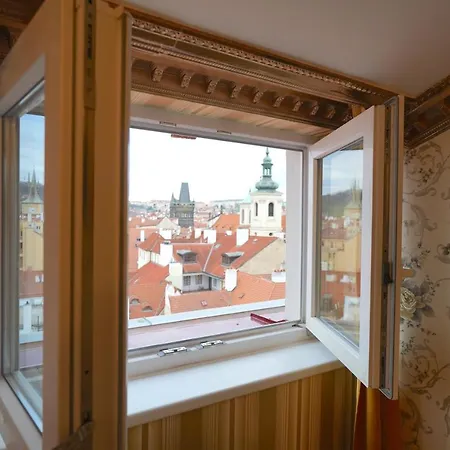 Liliova Old Town Hotel 4*