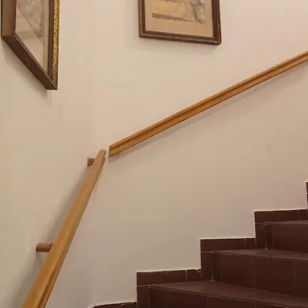 Hotel U Zlateho Jelena