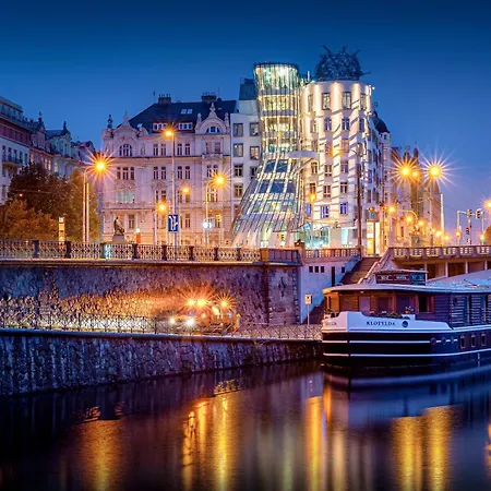 Dancing House - Tancici Dum Praga