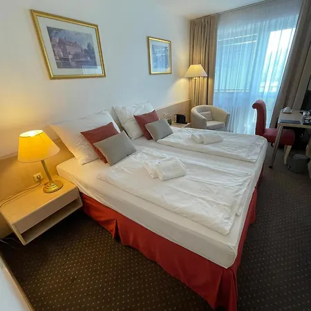 Hotel Oaza Praha Hotel 3*