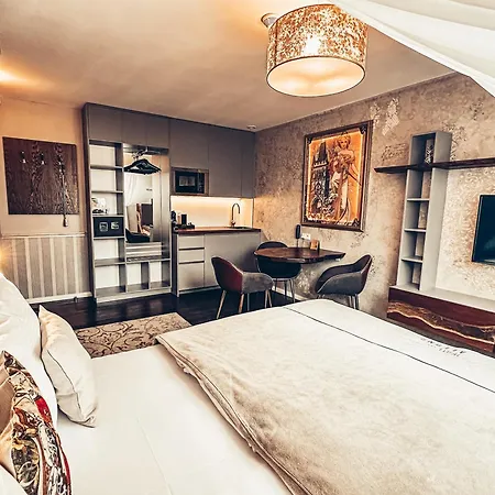 Alfons Boutique Hotel 4*