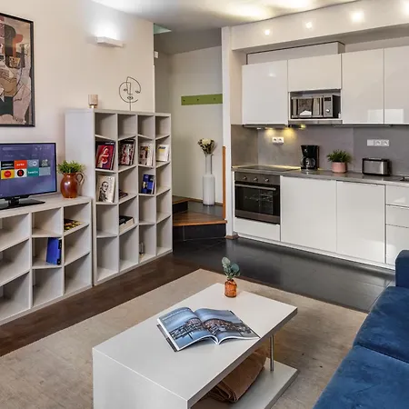 4 Arts By Adrez Apartamento