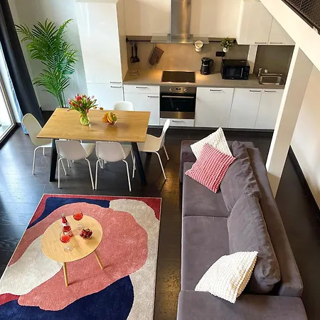 Duplex With 3 Bedrooms Apartment