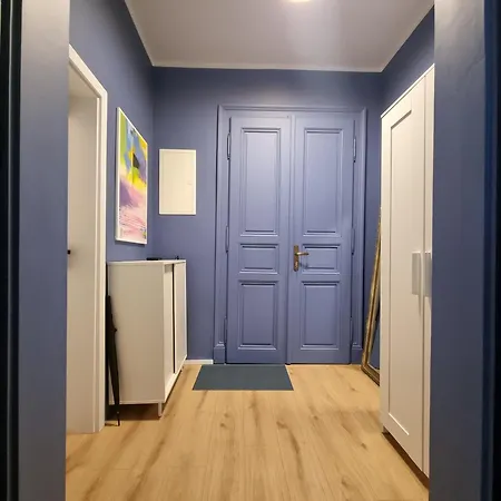 Apartment 7th Heaven Close To Metro And Center