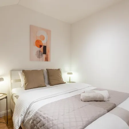 3-room With Beautiful View *