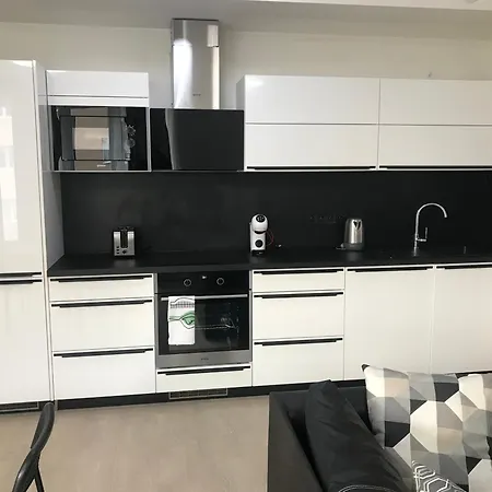 Διαμέρισμα Apartmantplus01 *
