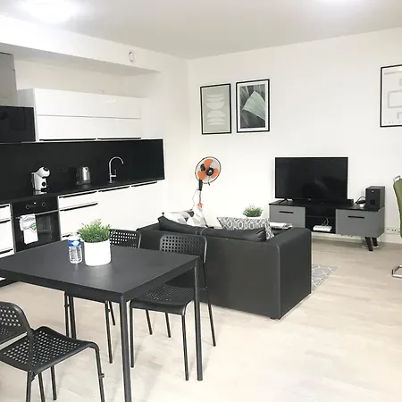 Διαμέρισμα Apartmantplus01 *