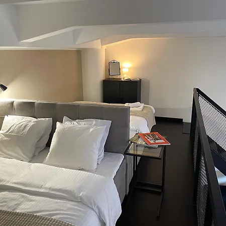 Duplex With 3 Bedrooms Apartment *