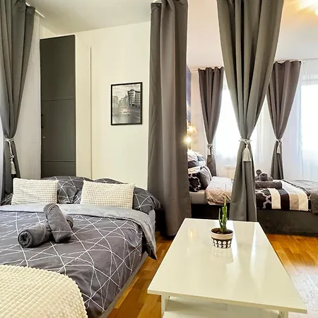 New Modern-style With Balcony In The 2 *